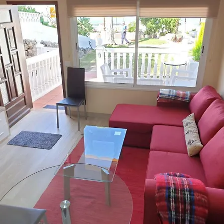 Cosy Well Located With Swimming Pool Tenerife Lägenhet