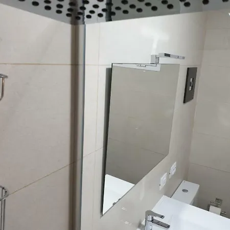 Cosy Well Located With Swimming Pool Tenerife