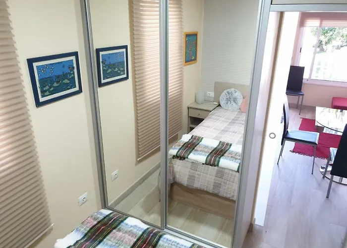 Апартаменты Cosy Well Located With Swimming Pool Tenerife Такоронте
