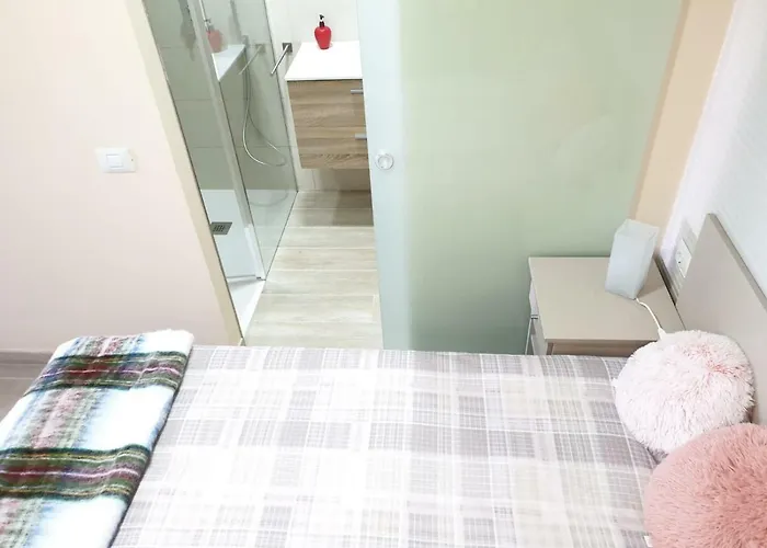 Cosy Well Located With Swimming Pool Tenerife *